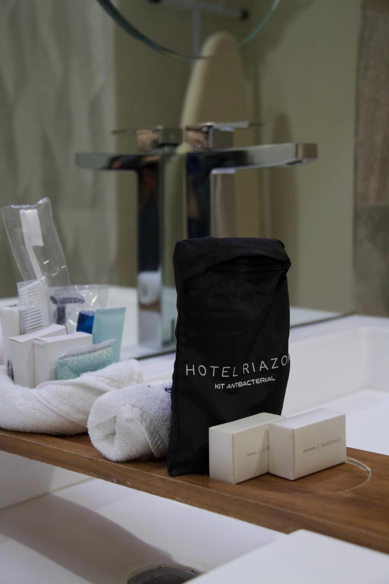 Hotel Riazor Aeropuerto Mexico City Room photo