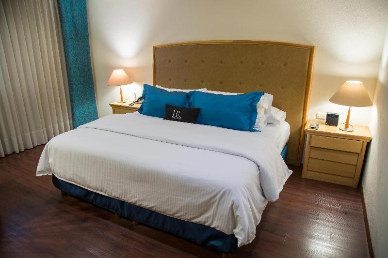 Hotel Riazor Aeropuerto Mexico City Room photo